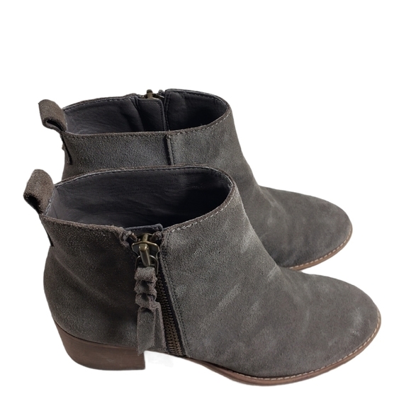 Just Fab Rhona Lace Up Faux Fur Boots Sz 6 - Picture 4 of 9